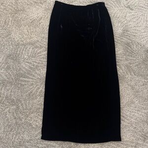 Carmen Marc Valvo Black Pencil Skirt